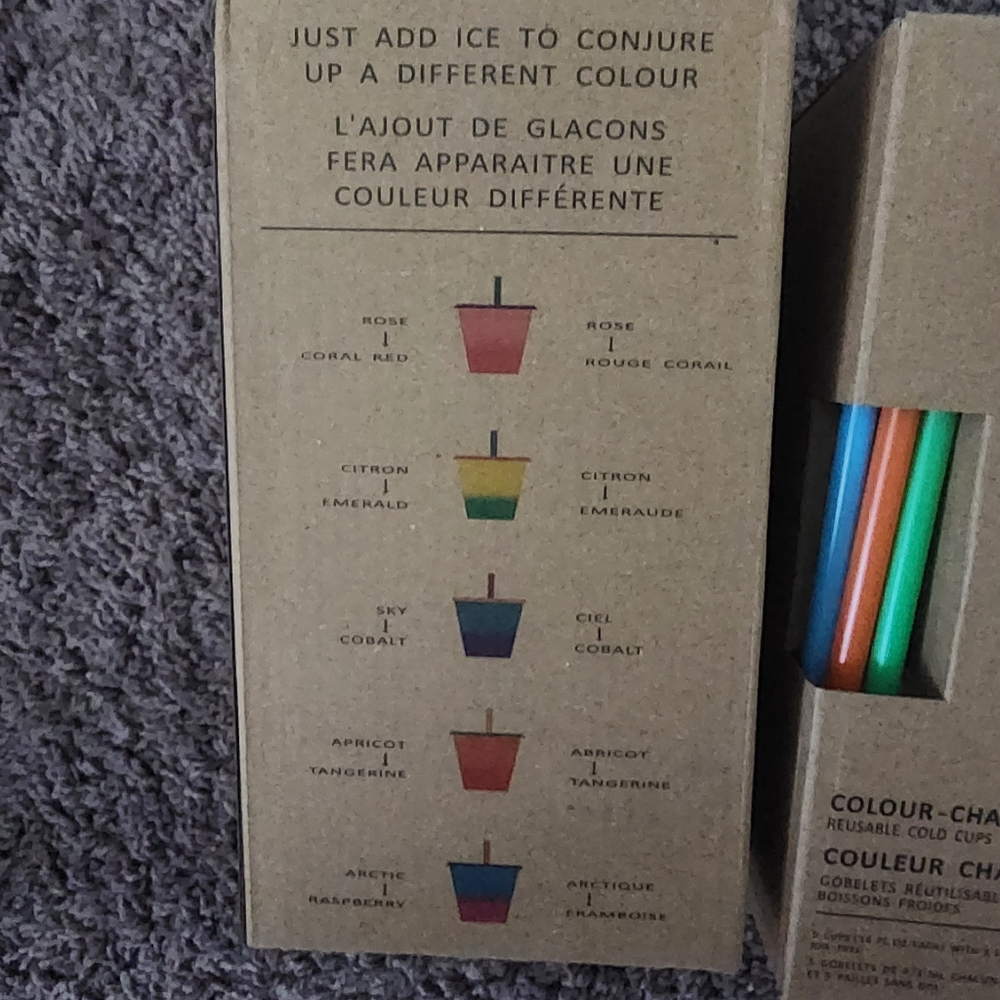 Color changing cups - Picture 2 of 3